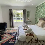 2 Bedroom Moroccan Hide Away