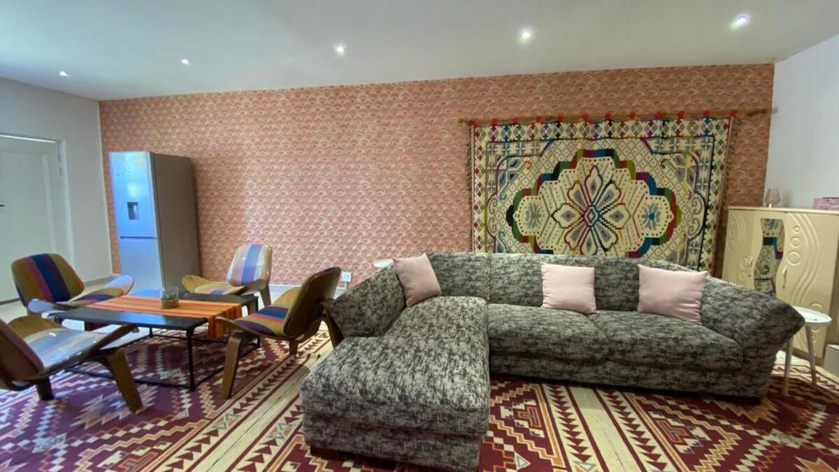 Apartment 2 Bedroom Moroccan Hide Away Cape Town