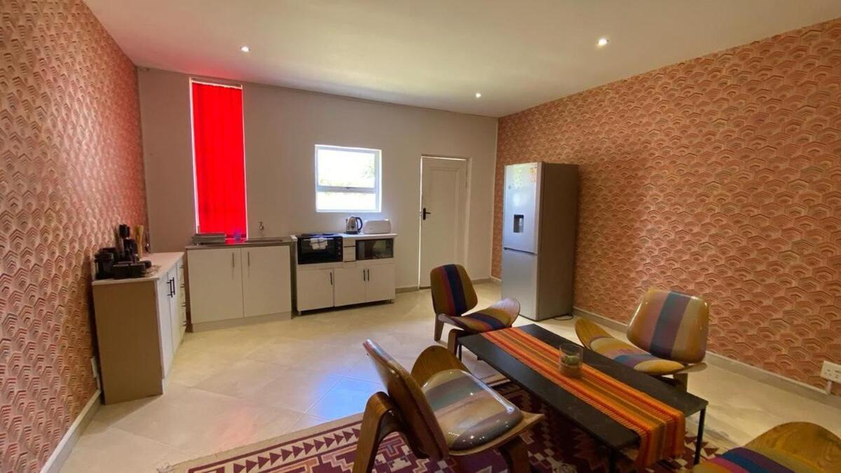 2 Bedroom Moroccan Hide Away Apartment *